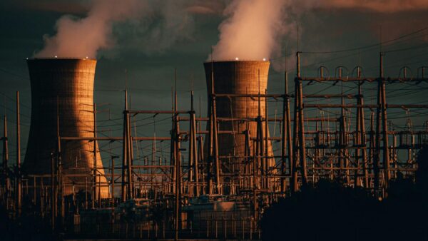 Irã e o Urânio Enriquecido: Entenda o Que é, Como é Feito e os Riscos de Arma Nuclear