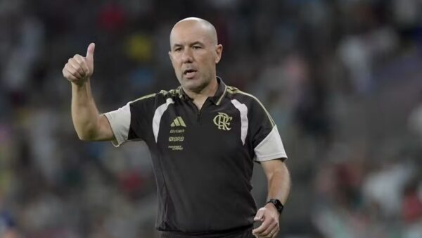 Leonardo Jardim define time titular do Flamengo para o duelo decisivo contra o Estudiantes pela Libertadores; veja a provável escalação