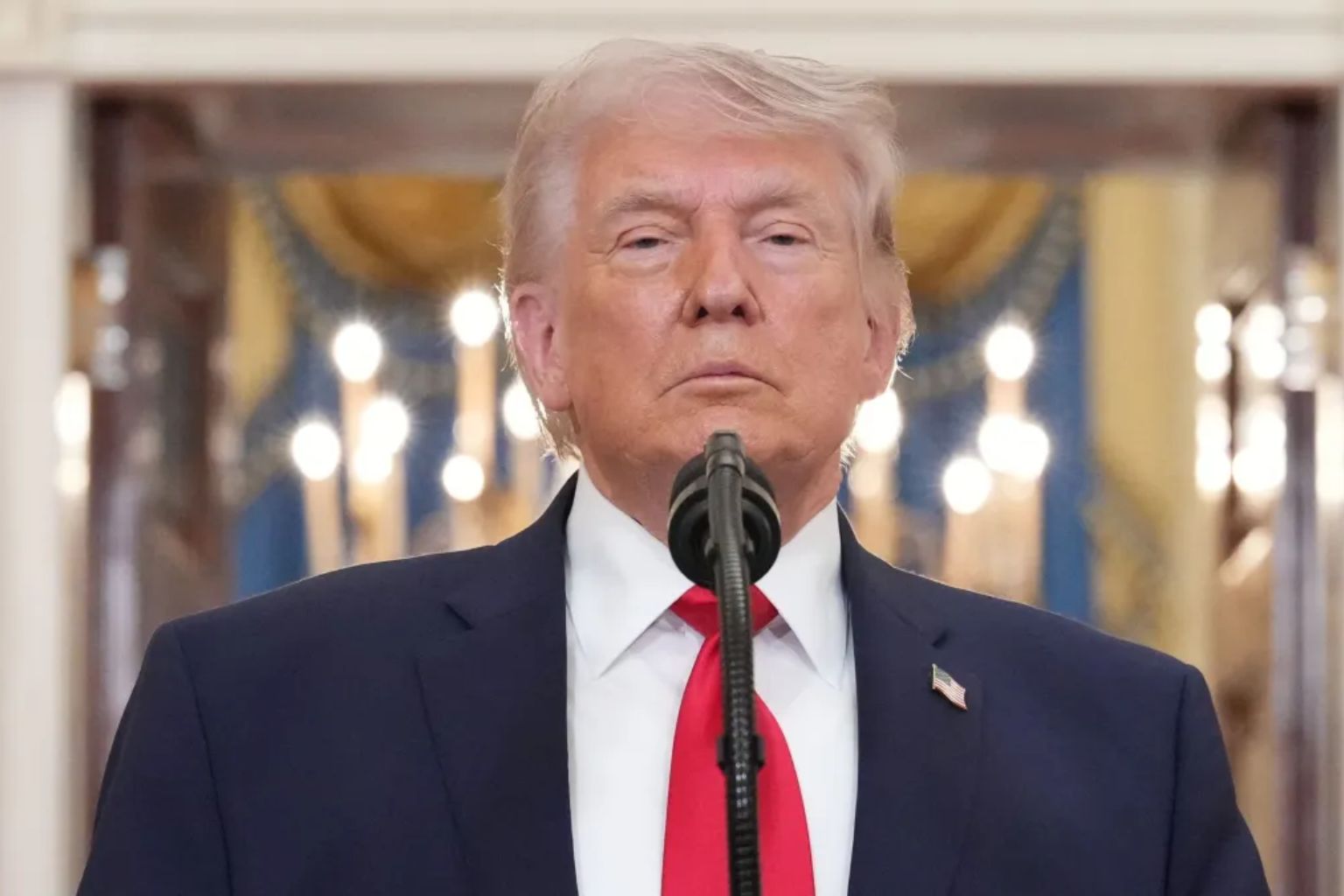 Trump xinga e ameaça Irã com bombardeios em infraestrutura crítica: 