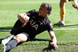 Xavi Simons, craque holandês do Tottenham, fora da Copa do Mundo: Lesão chocante abala torcida e técnico