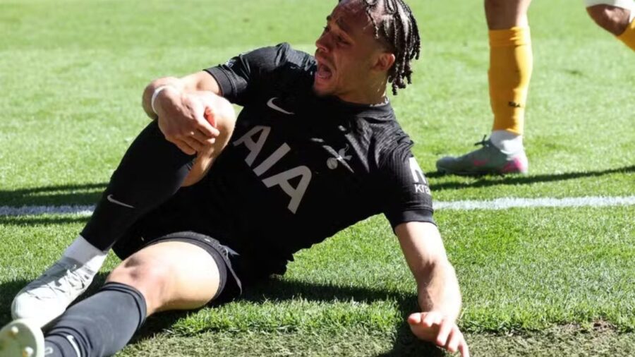 Xavi Simons, craque holandês do Tottenham, fora da Copa do Mundo: Lesão chocante abala torcida e técnico