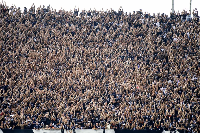 Corinthians público e renda: clube registra o maior público e a maior renda da 13ª rodada do Brasileirão 2026, enquanto Palmeiras tem o menor público da rodada