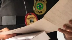 Homem é Preso em Aracaju por Violência Doméstica e Furto Contra a Própria Mãe, Acumulando Seis Procedimentos Criminais