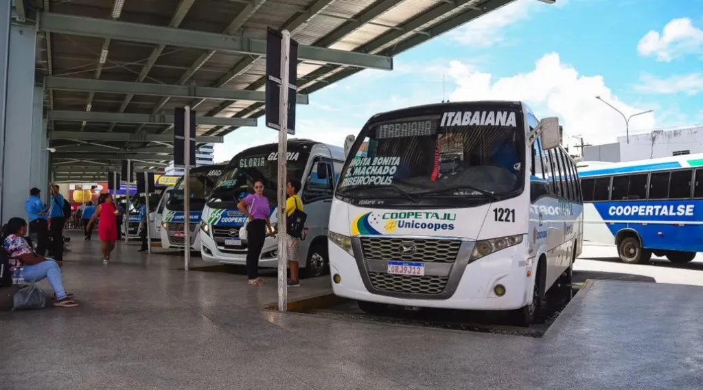 Feriadão em Sergipe: Transporte Intermunicipal Amplia Frota e Lança Venda Online de Passagens para Evitar Filas