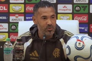 Auxiliar de Leonardo Jardim explica a tática de escalação variável do Flamengo e o porquê das mudanças constantes