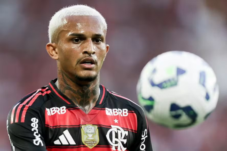 Ex-Flamengo, Wesley tem valor de mercado dobrado e se torna joia da Roma, cobiçado pelo Arsenal
