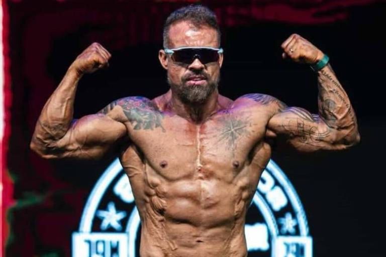Leo Santo Forte: O Atleta Cego que Desafia Limites no Fisiculturismo e Inspira o Mundo