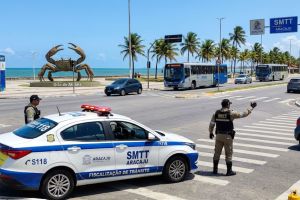Trânsito em Aracaju: Confira os bloqueios na Orla e nos bairros durante o feriadão