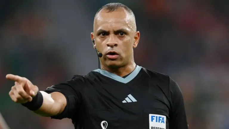 Apito de Copa: Wilton Pereira Sampaio comanda duelo decisivo entre Flamengo e Vasco