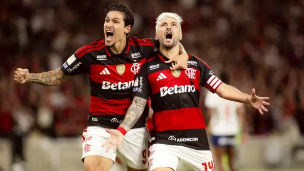 Flamengo x Vasco: Com Léo Pereira de volta, Rubro-Negro encara rival em alta no Maracanã