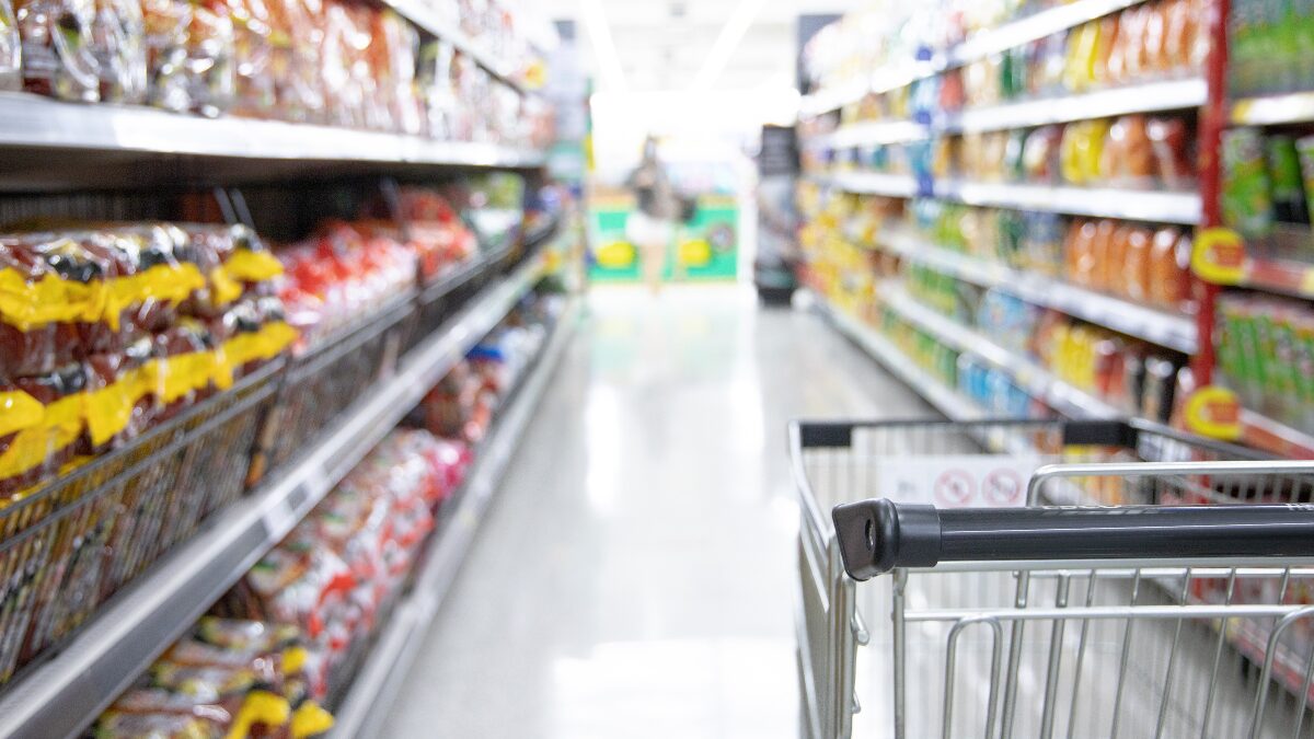 Cesta básica sobe 13% em Aracaju em um ano