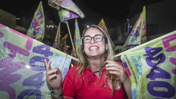 Depois de adesivaço recorde, Kitty Lima abre campanha com carreatas na Grande Aracaju