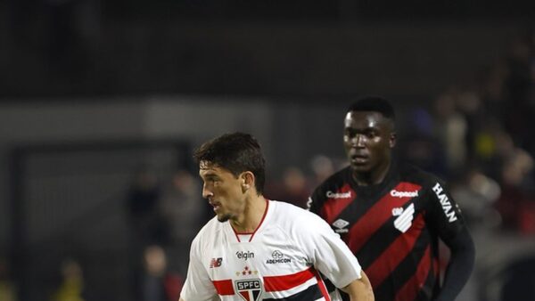 Como chega o Athletico-PR para enfrentar o Vitória