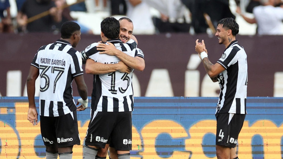 Como chega o Botafogo para o Clássico Vovô contra o Fluminense