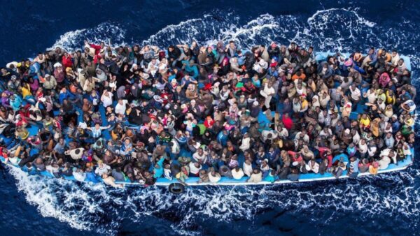 Crise migratória em Ceuta reacende debate sobre resposta da União Europeia
