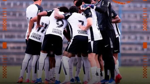 Corinthians goleia Portuguesa Santista por 6 a 1 e avança no Paulistão Sub-20