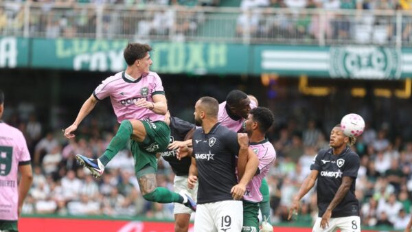 Coritiba e Botafogo empatam em 1 a 1 no Couto Pereira