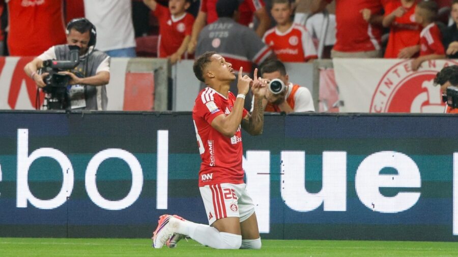 Inter vence o Corinthians por 2 a 1 no Beira-Rio; rival chega à sétima derrota seguida