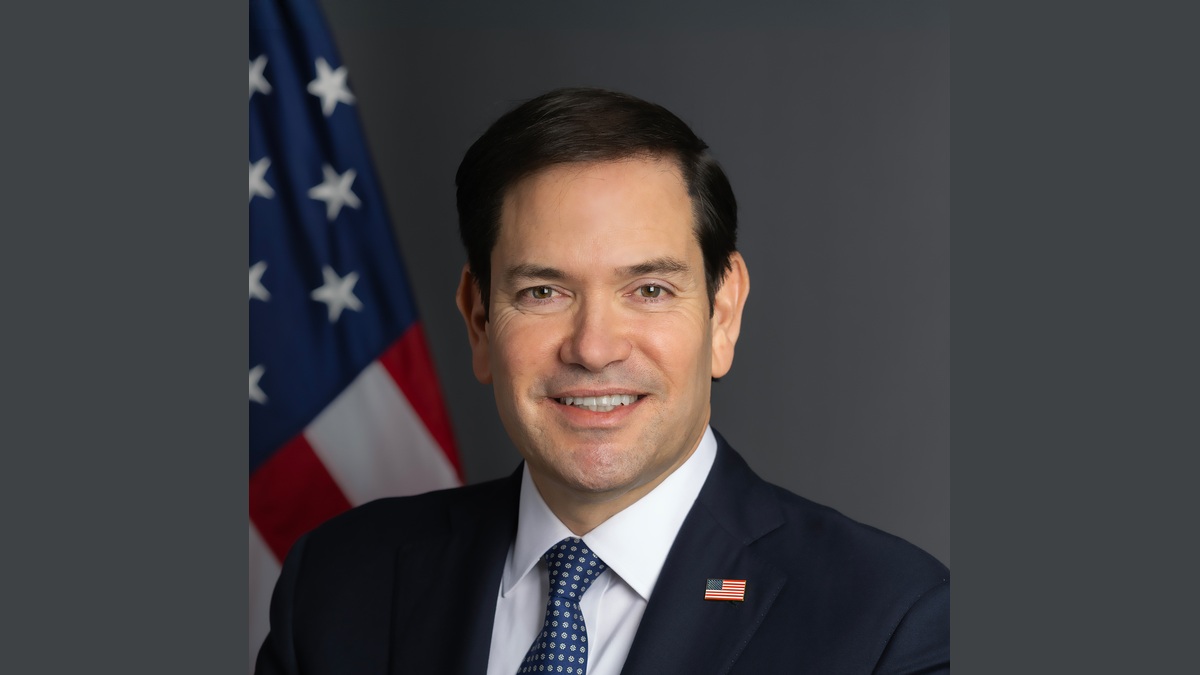 Flávio nos EUA: Rubio nega participação direta na viagem e confirma aval de Trump