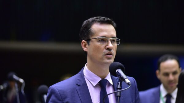 TSE adia julgamento da candidatura de Deltan Dallagnol ao Senado