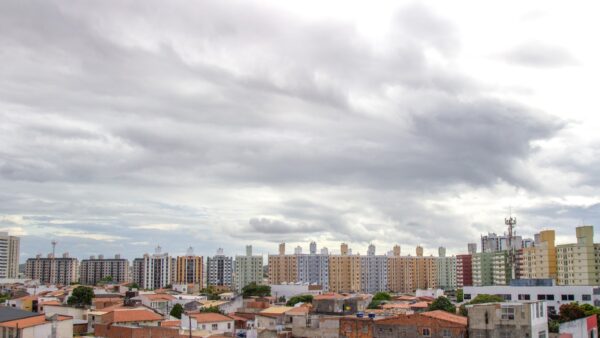 Sergipe Terá Sol até Quarta e Chance de Chuva Fraca no Fim da Semana